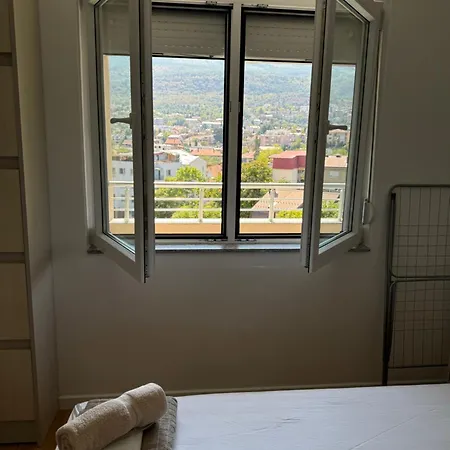 Cozy Apartment-center Of